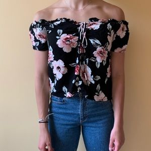 Black Floral Off-the-shoulder PacSun Top
